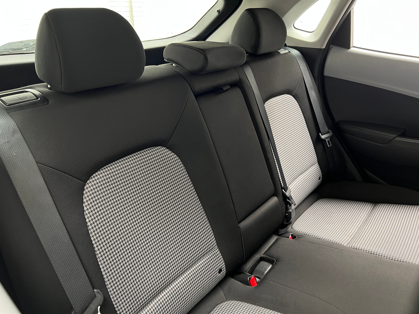 Thumbnail: 2019 Hyundai Kona - 6