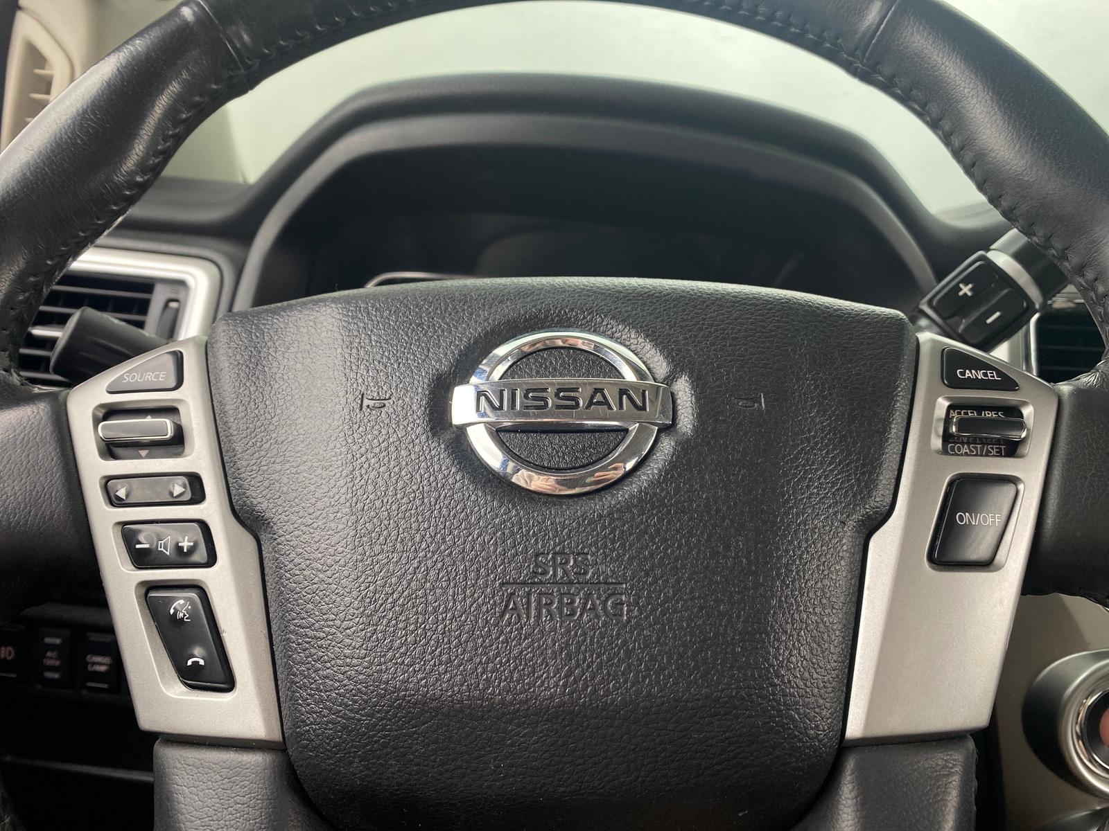 Thumbnail: 2017 Nissan Titan - 5