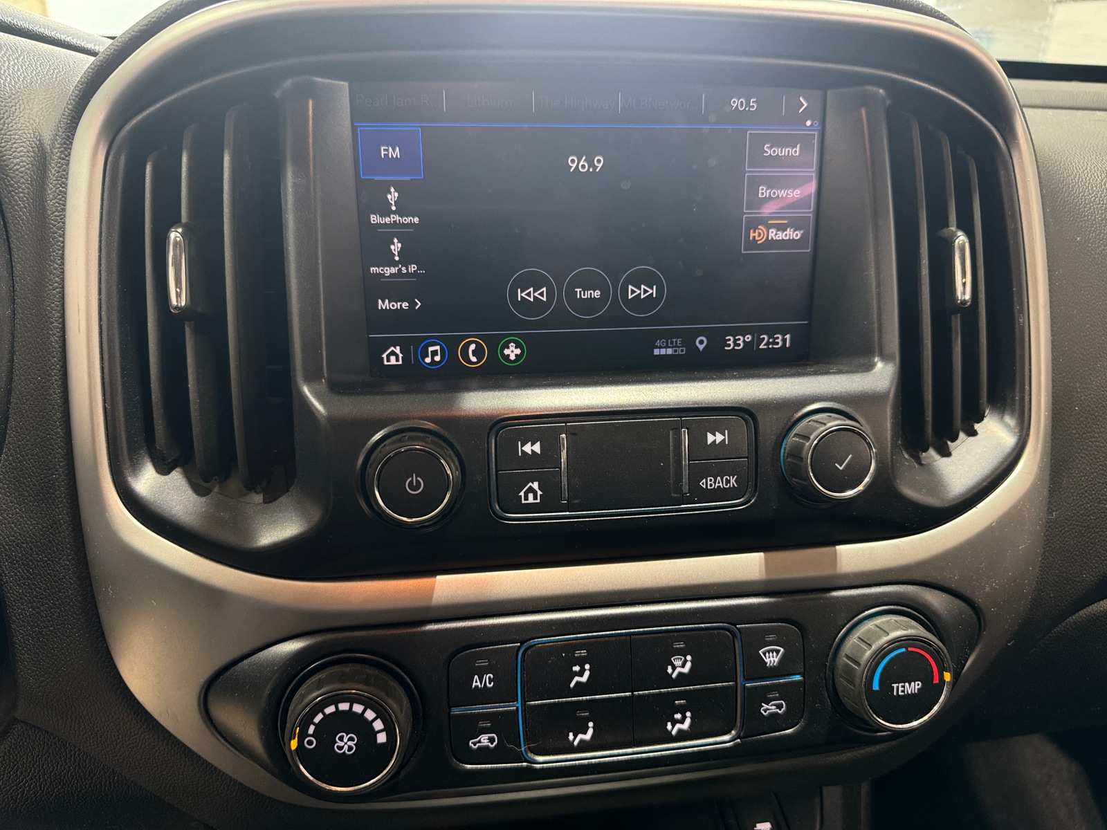 Thumbnail: 2020 Chevrolet Colorado - 4