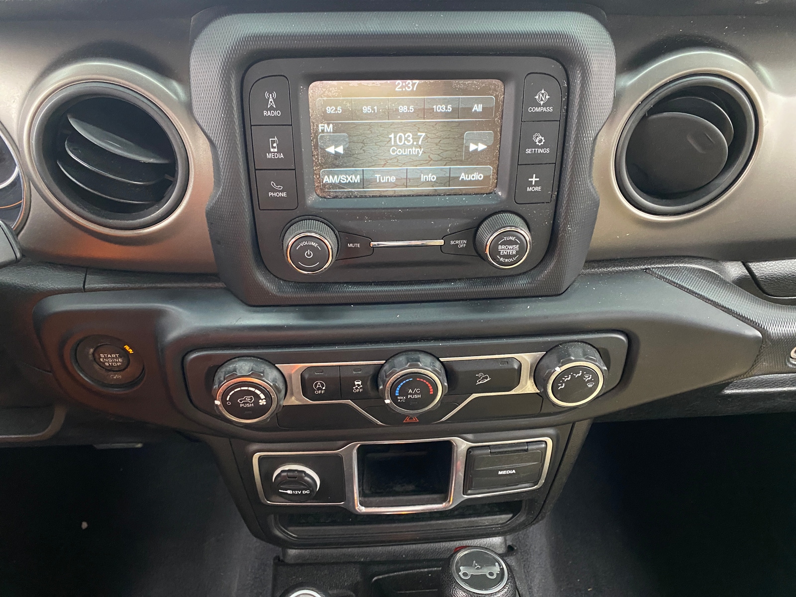 Thumbnail: 2018 Jeep Wrangler - 4