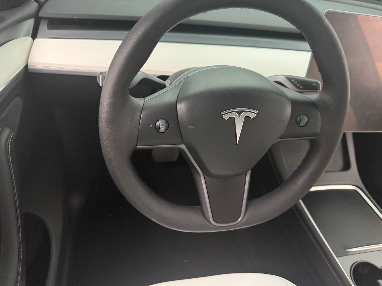 Thumbnail: 2024 Tesla Model Y - 4