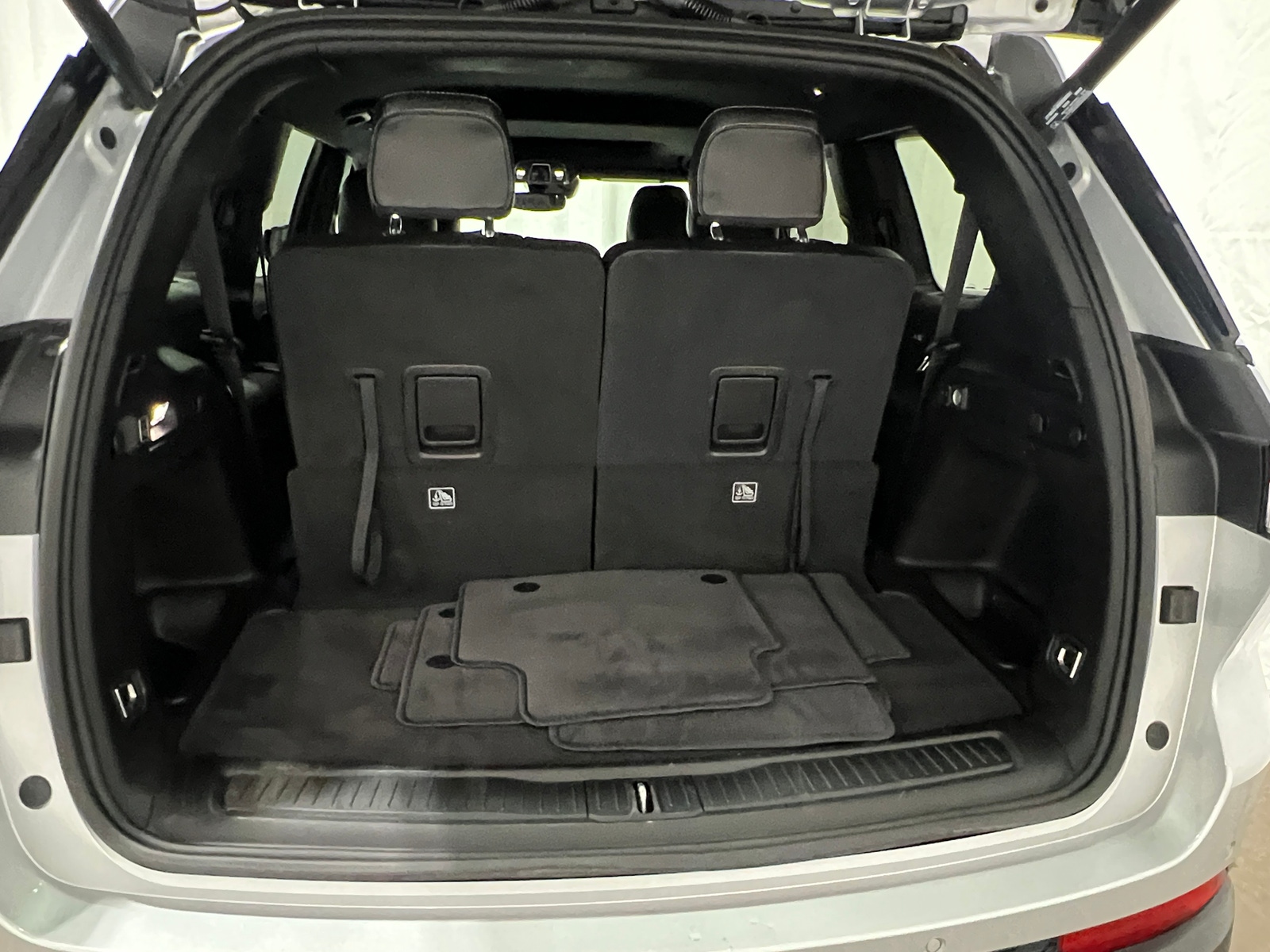 Thumbnail: 2023 Jeep Grand Cherokee L - 6