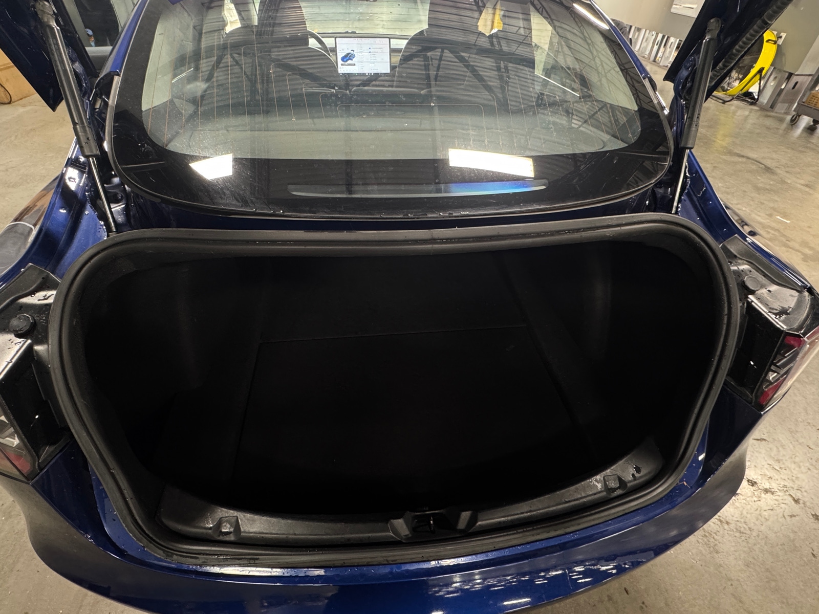 Thumbnail: 2018 Tesla Model 3 - 6