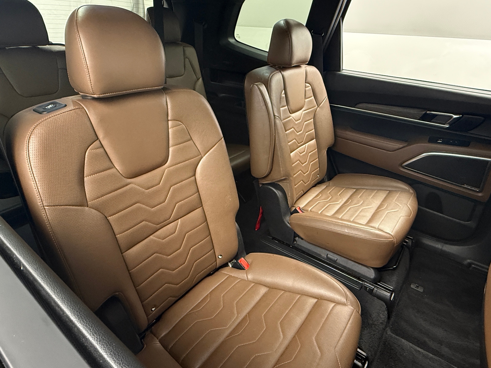 Thumbnail: 2022 Kia Telluride - 5