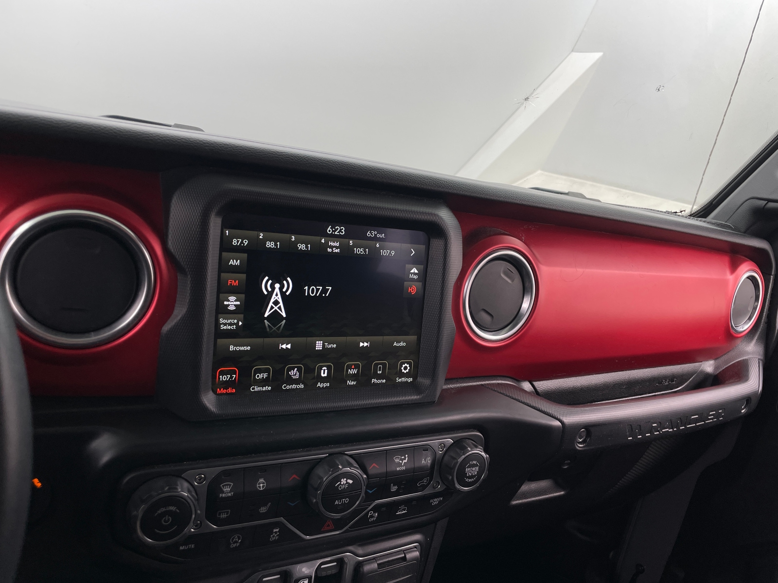 Thumbnail: 2022 Jeep Wrangler - 4