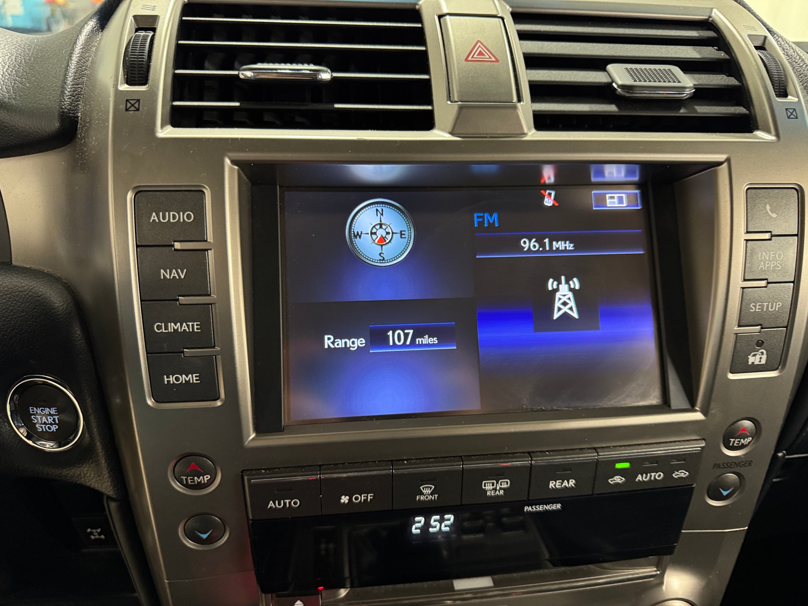 Thumbnail: 2017 Lexus GX - 4