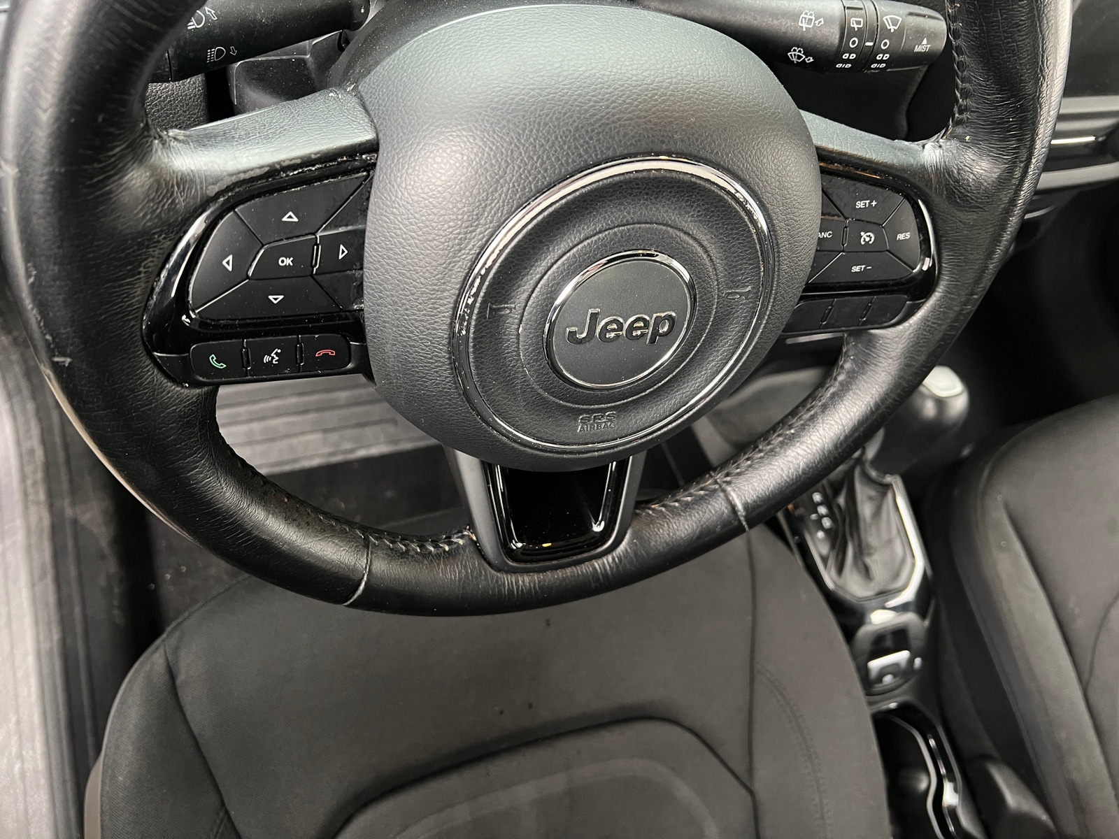 Thumbnail: 2016 Jeep Renegade - 5