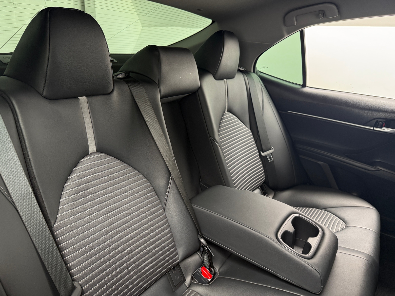 Thumbnail: 2023 Toyota Camry - 6