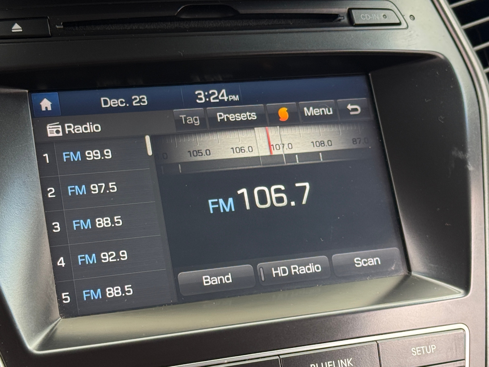 Thumbnail: 2017 Hyundai Santa Fe - 3