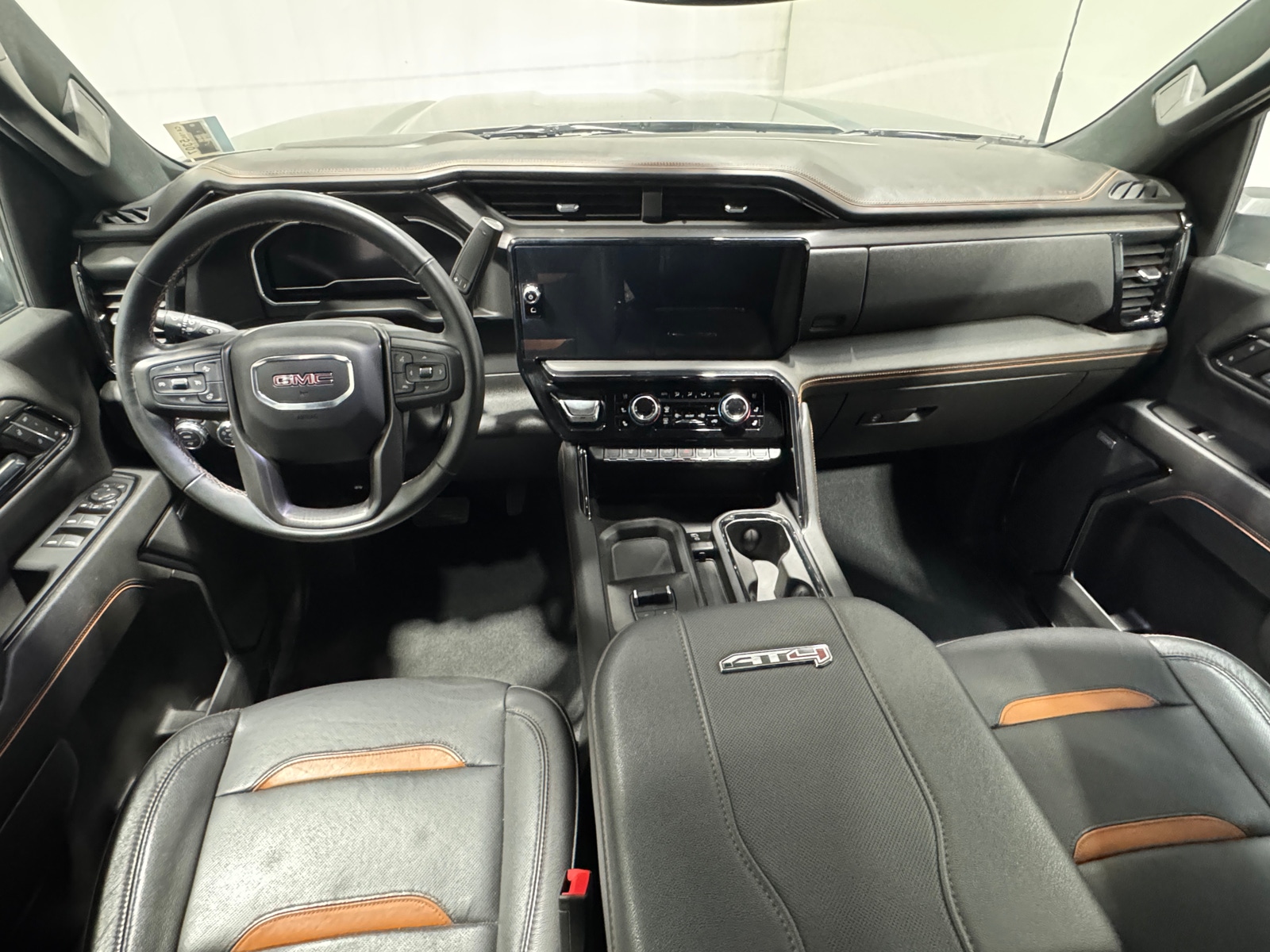 Thumbnail: 2024 GMC Sierra 2500 - 2