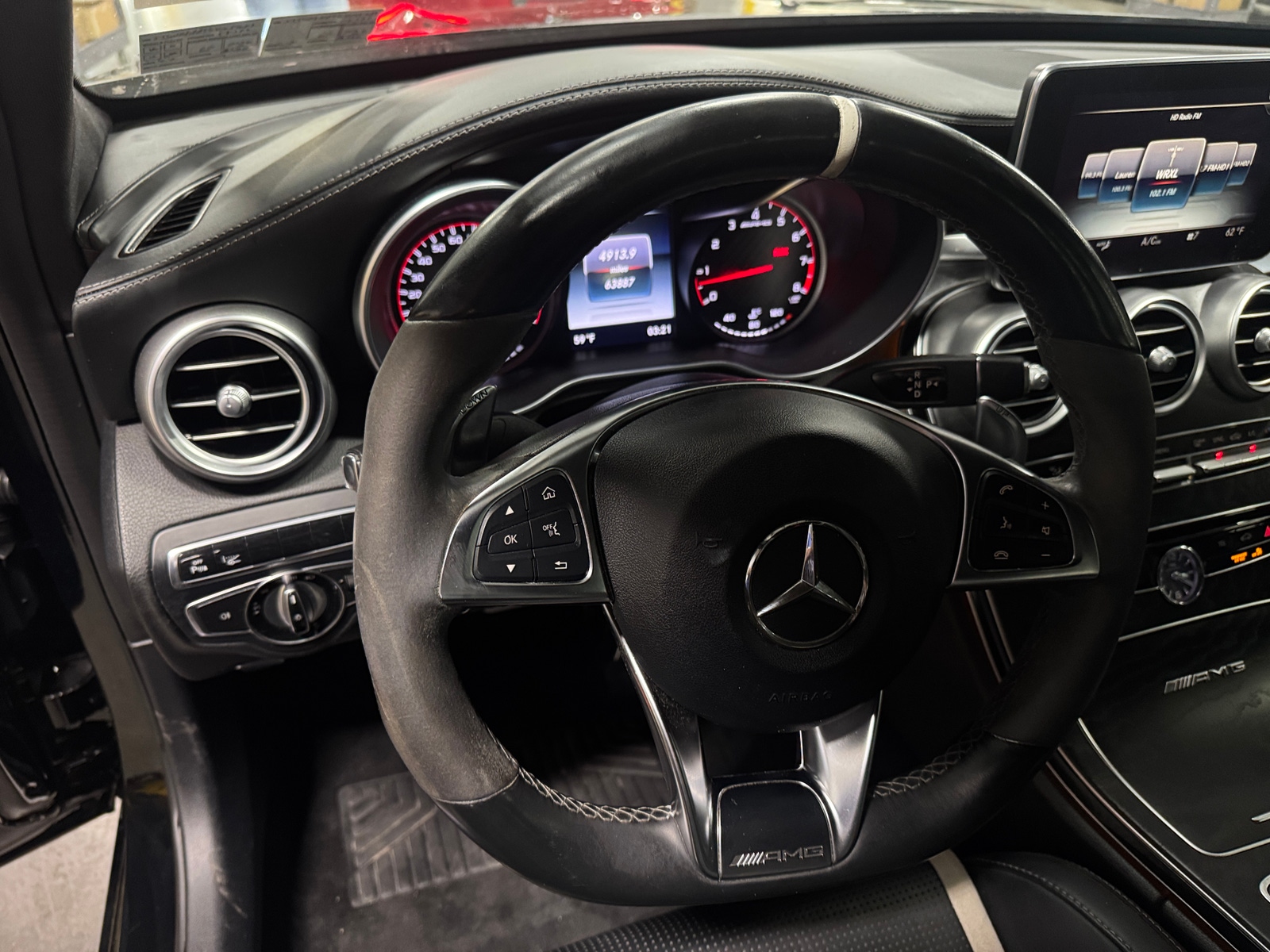 Thumbnail: 2016 Mercedes-Benz C-Class - 4