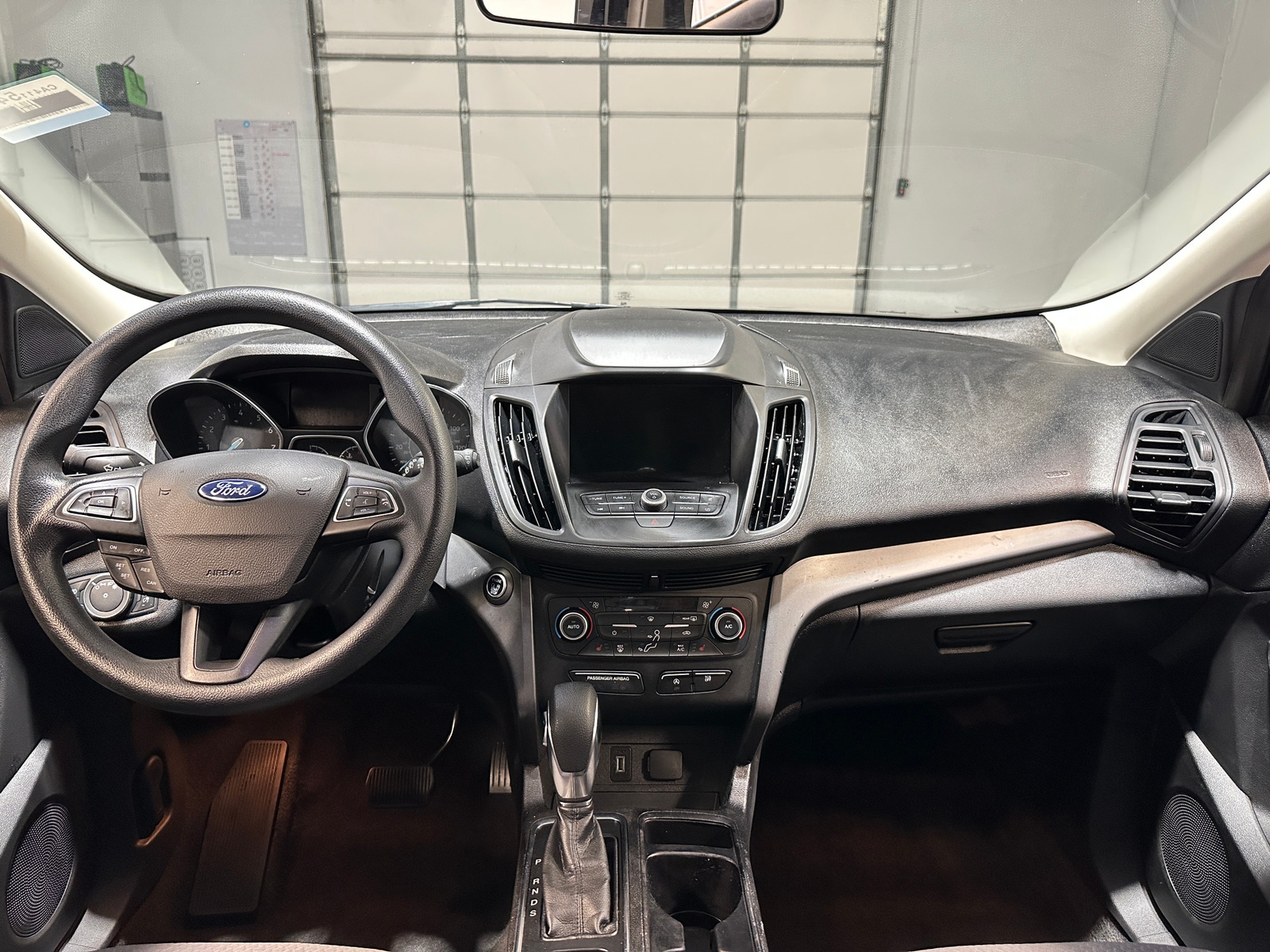 Thumbnail: 2019 Ford Escape - 3