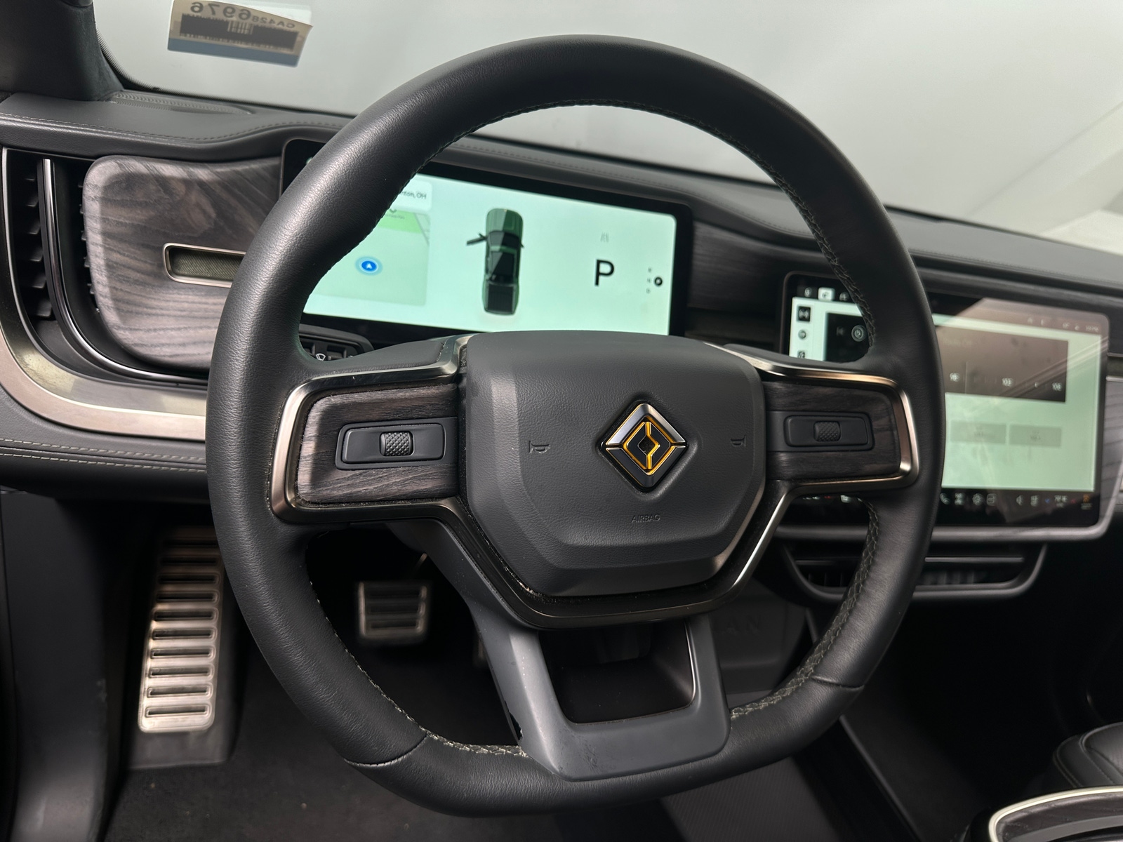 Thumbnail: 2022 Rivian R1T - 4