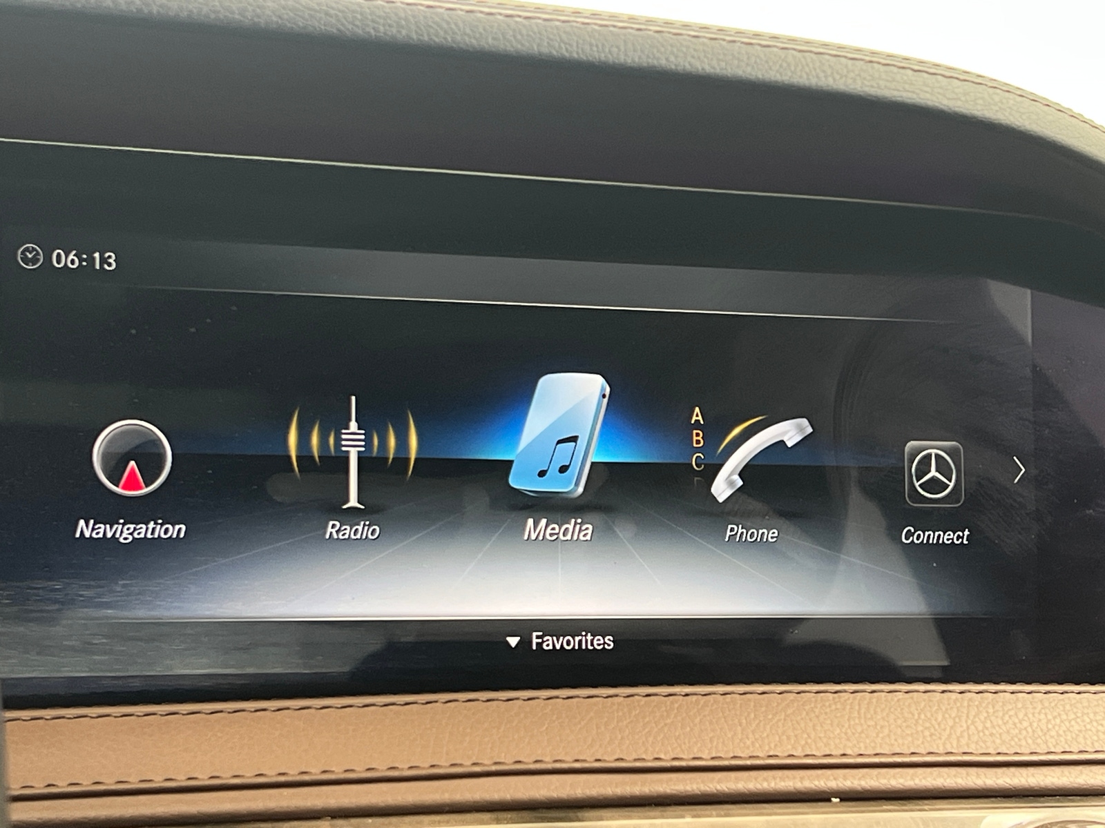 Thumbnail: 2018 Mercedes-Benz S-Class - 3