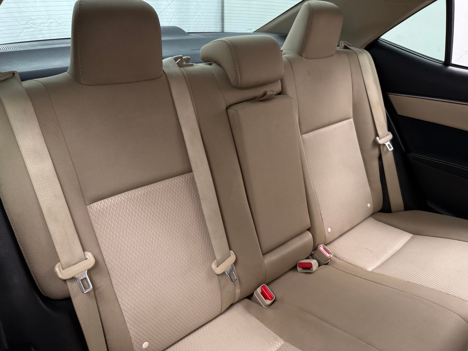 Thumbnail: 2015 Toyota Corolla - 6