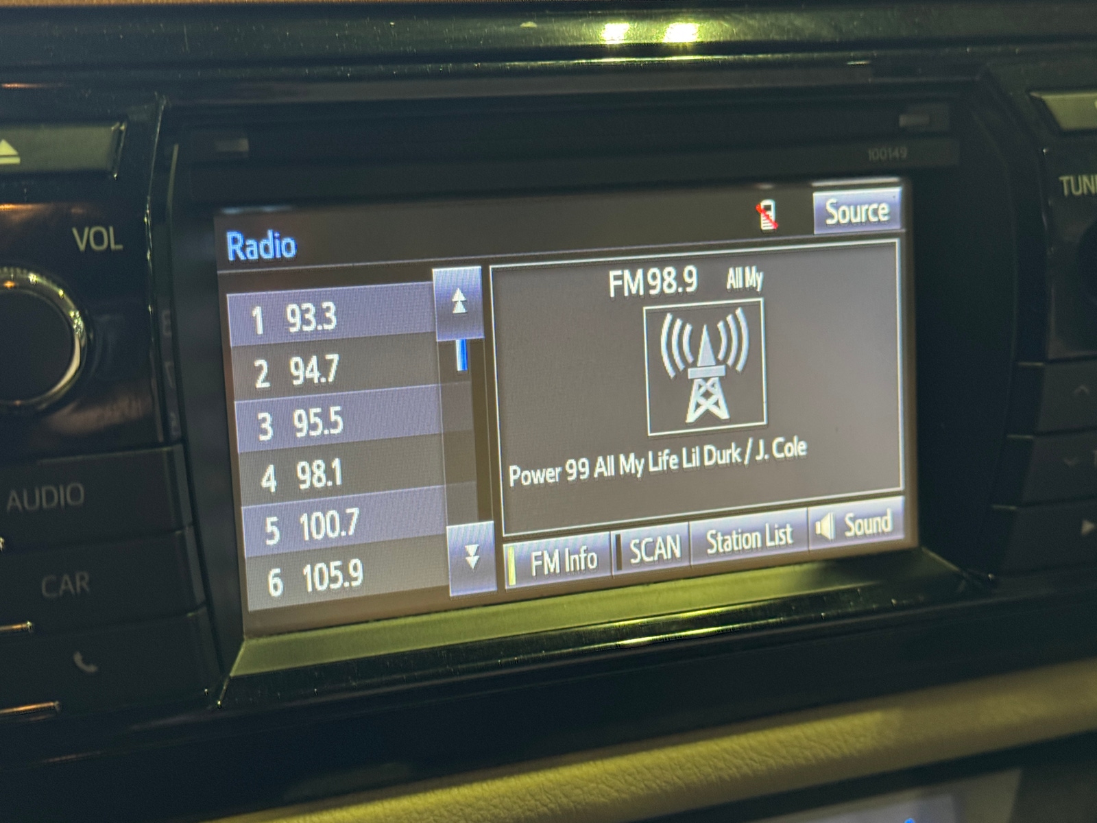 Thumbnail: 2015 Toyota Corolla - 4