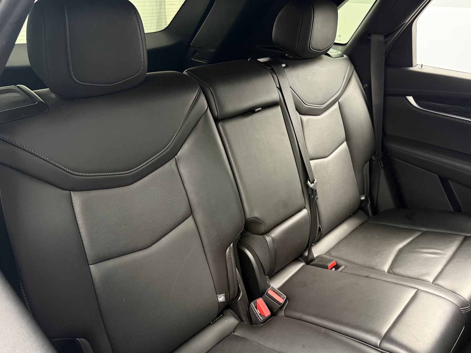 Thumbnail: 2023 Cadillac XT5 - 5