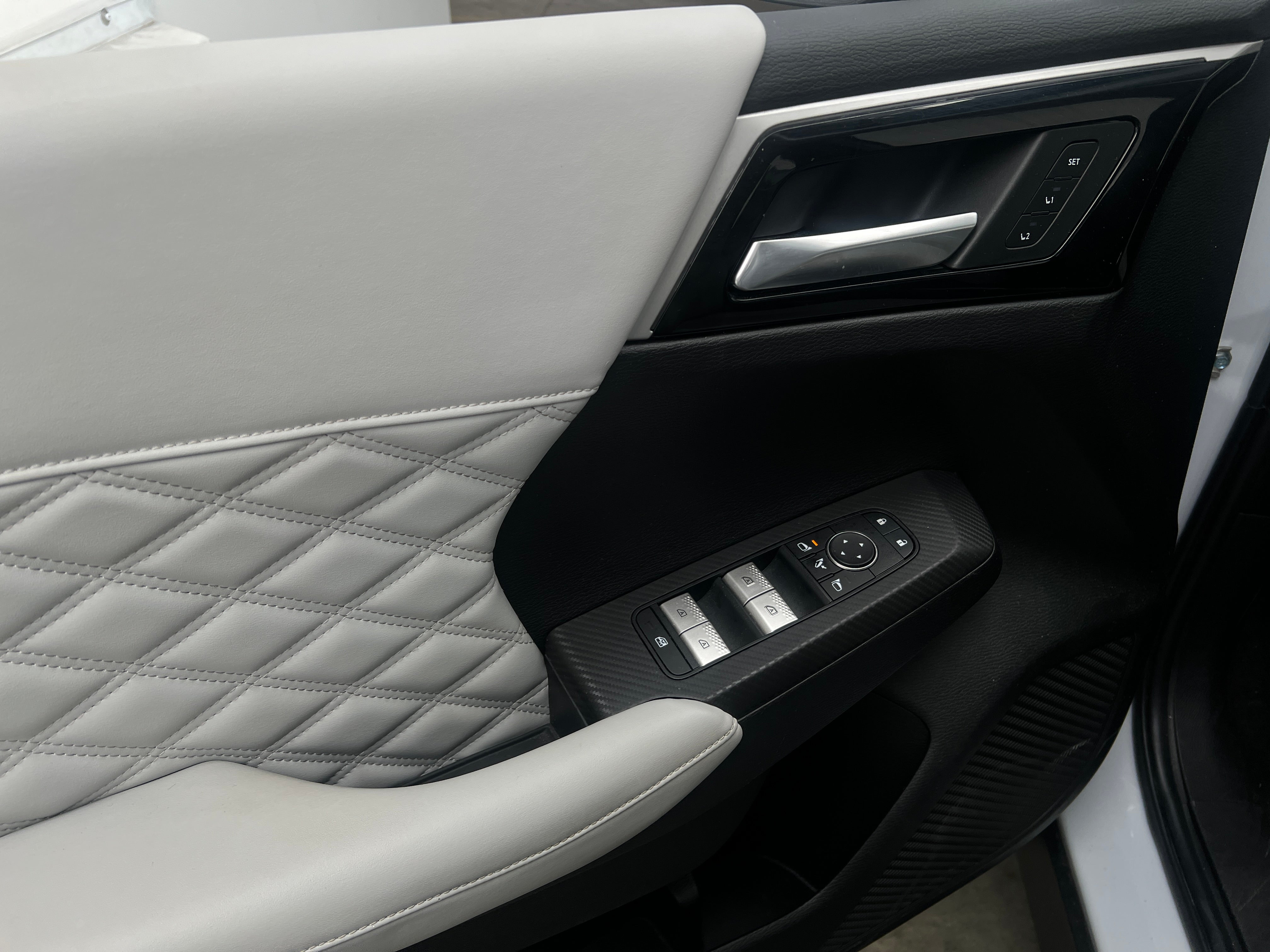 2023 Mitsubishi Outlander