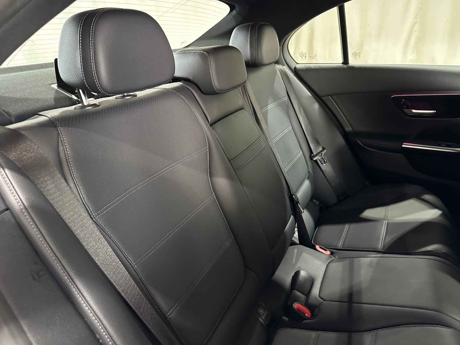 Thumbnail: 2024 Mercedes-Benz C-Class - 5