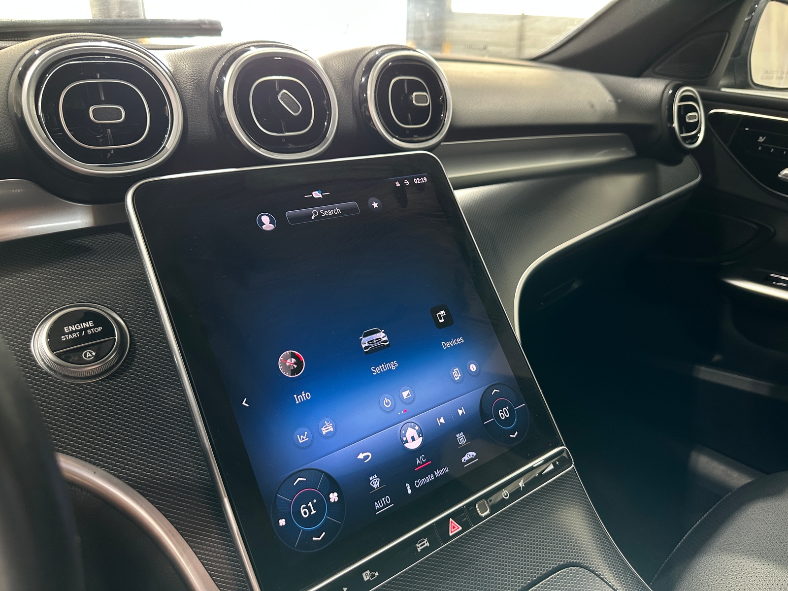 Thumbnail: 2024 Mercedes-Benz C-Class - 3