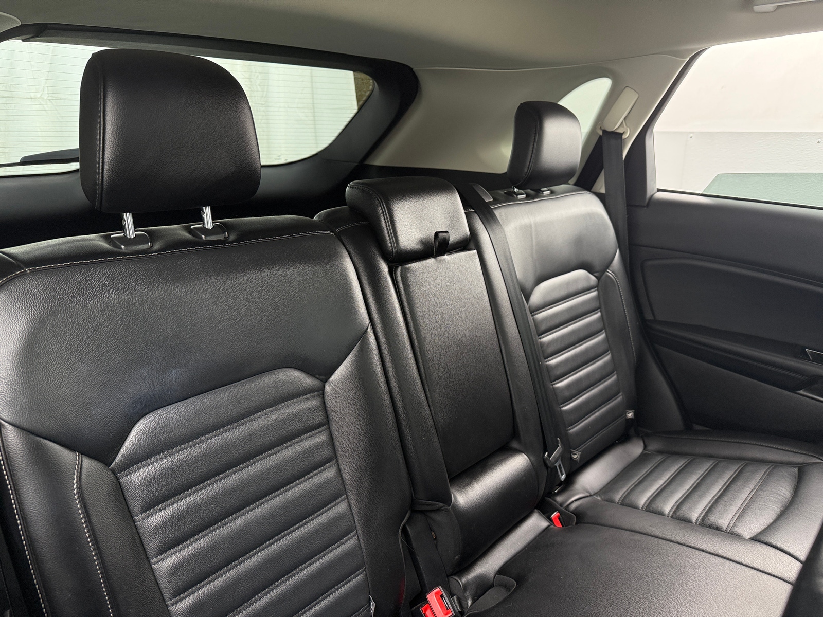 Thumbnail: 2017 Ford Edge - 5