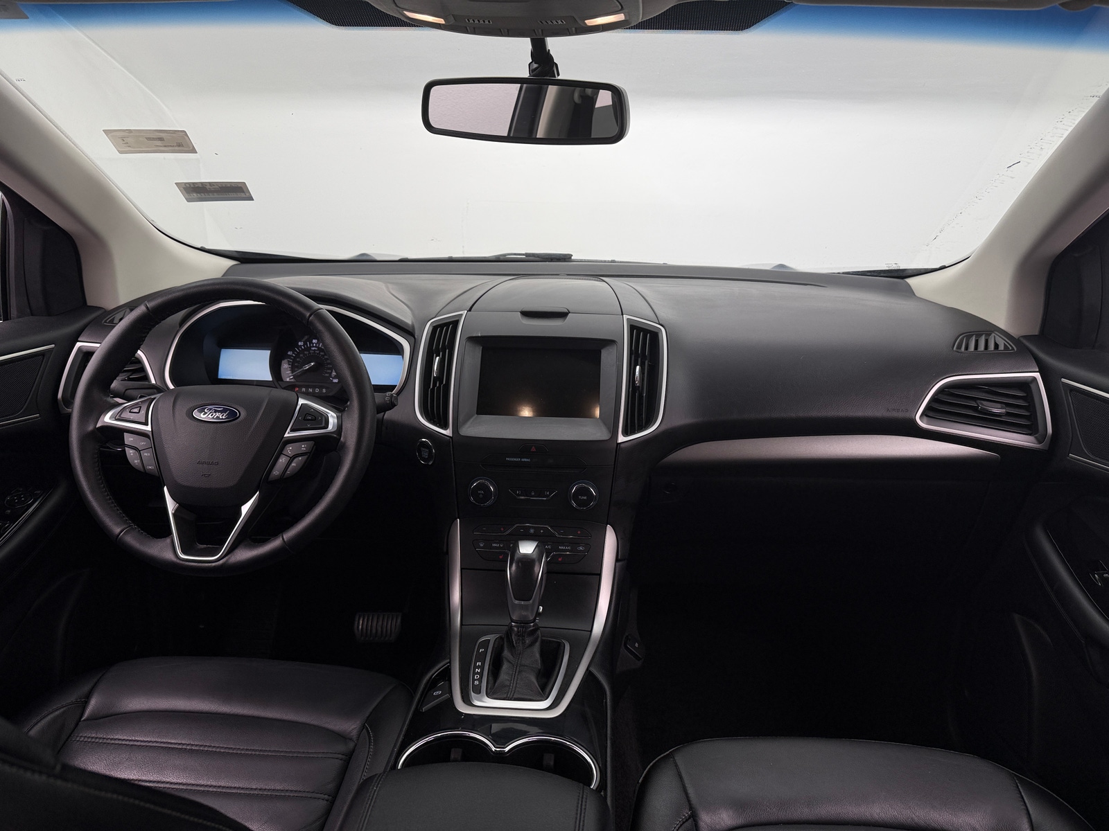 Thumbnail: 2017 Ford Edge - 2