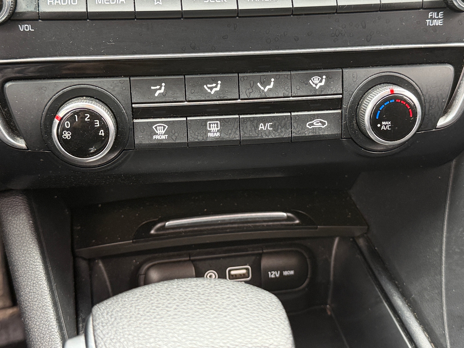 Thumbnail: 2020 Kia Optima - 4