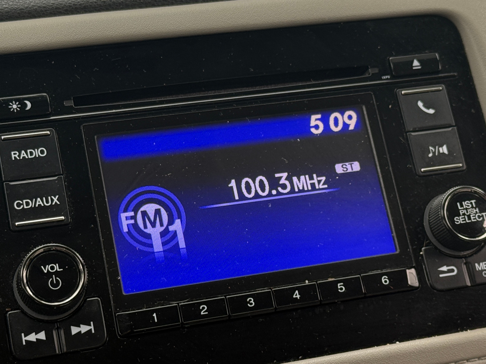 Thumbnail: 2018 Honda HR-V - 4