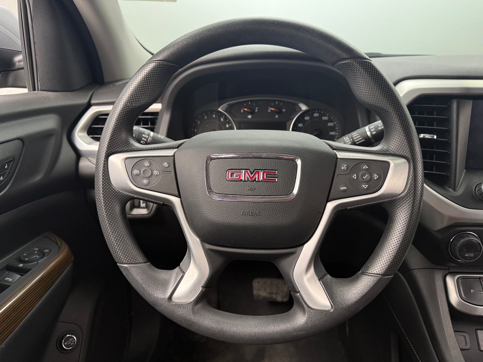 Thumbnail: 2023 GMC Acadia - 5