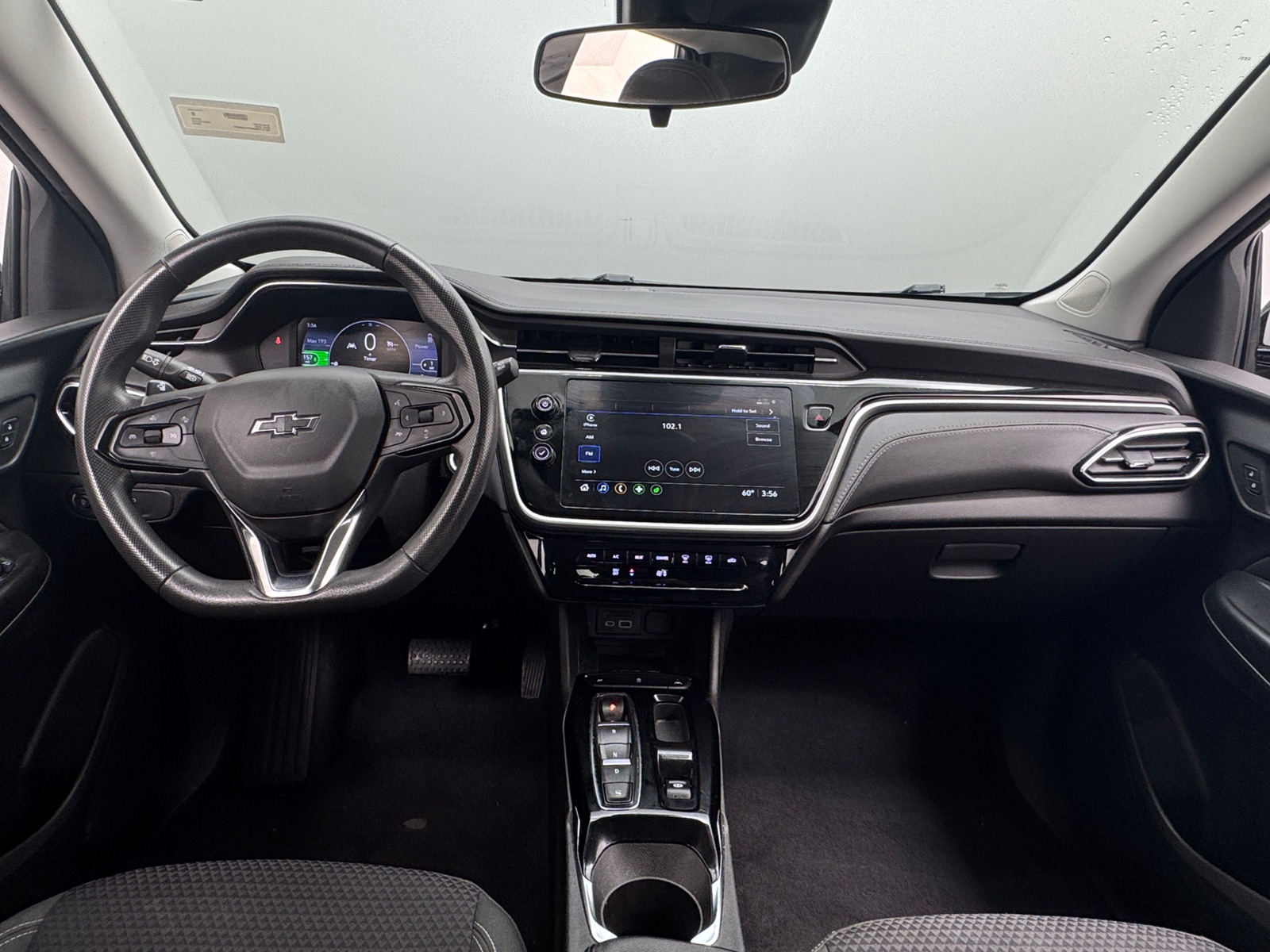 Thumbnail: 2023 Chevrolet Bolt EUV - 3