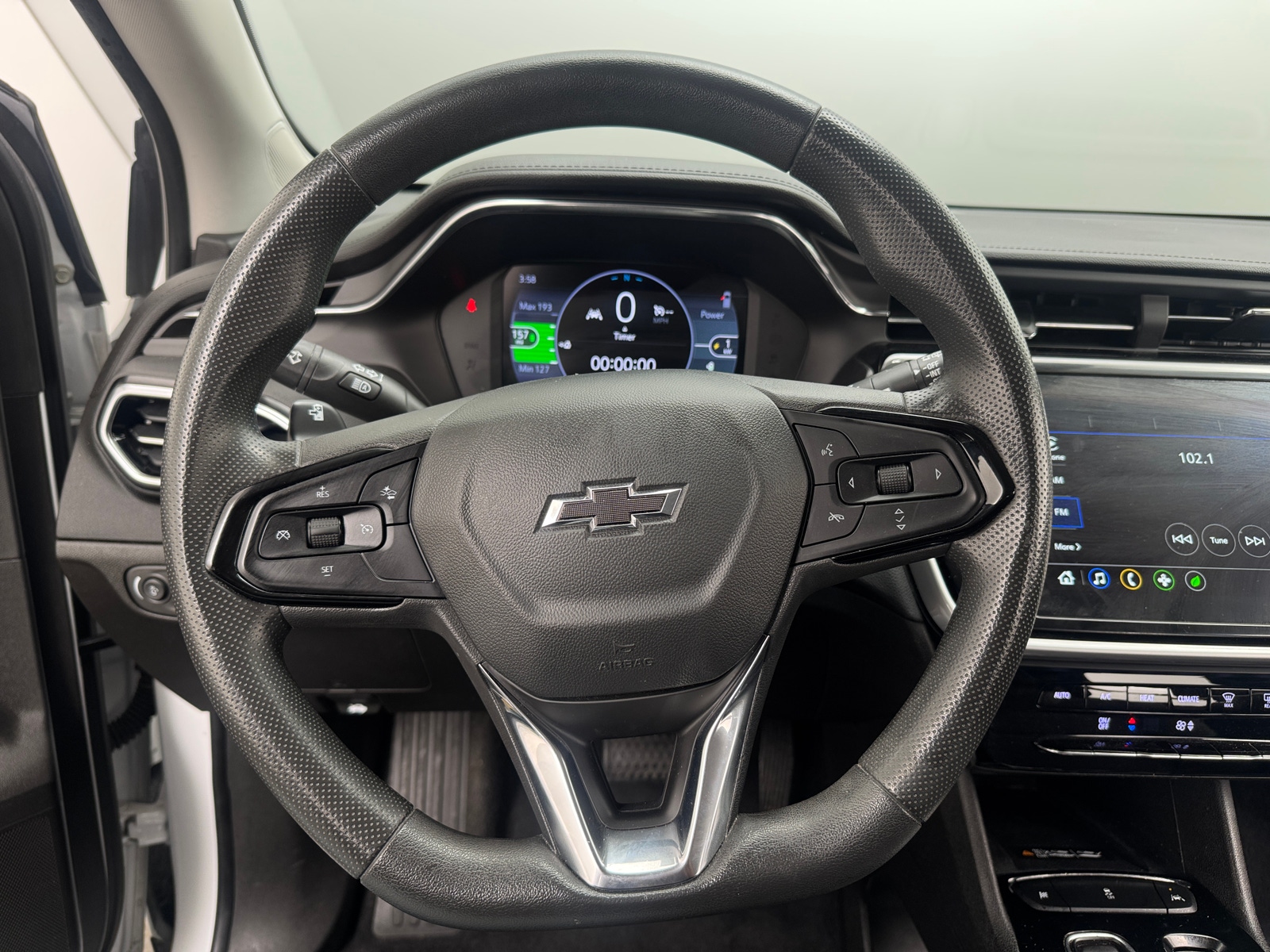 Thumbnail: 2023 Chevrolet Bolt EUV - 5