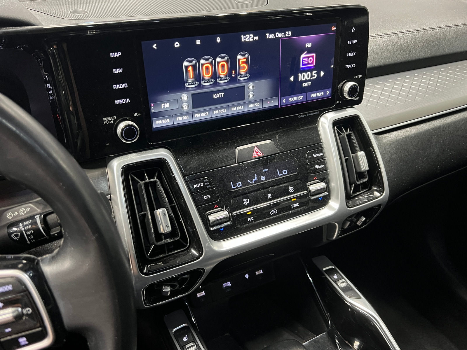 Thumbnail: 2021 Kia Sorento - 3