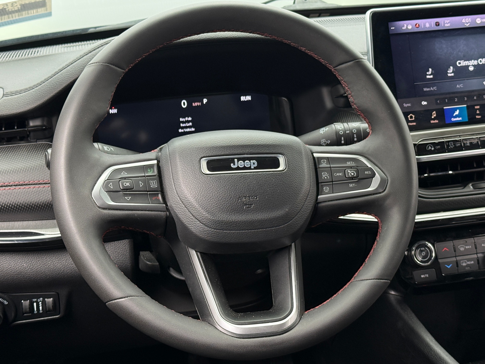 Thumbnail: 2023 Jeep Compass - 4