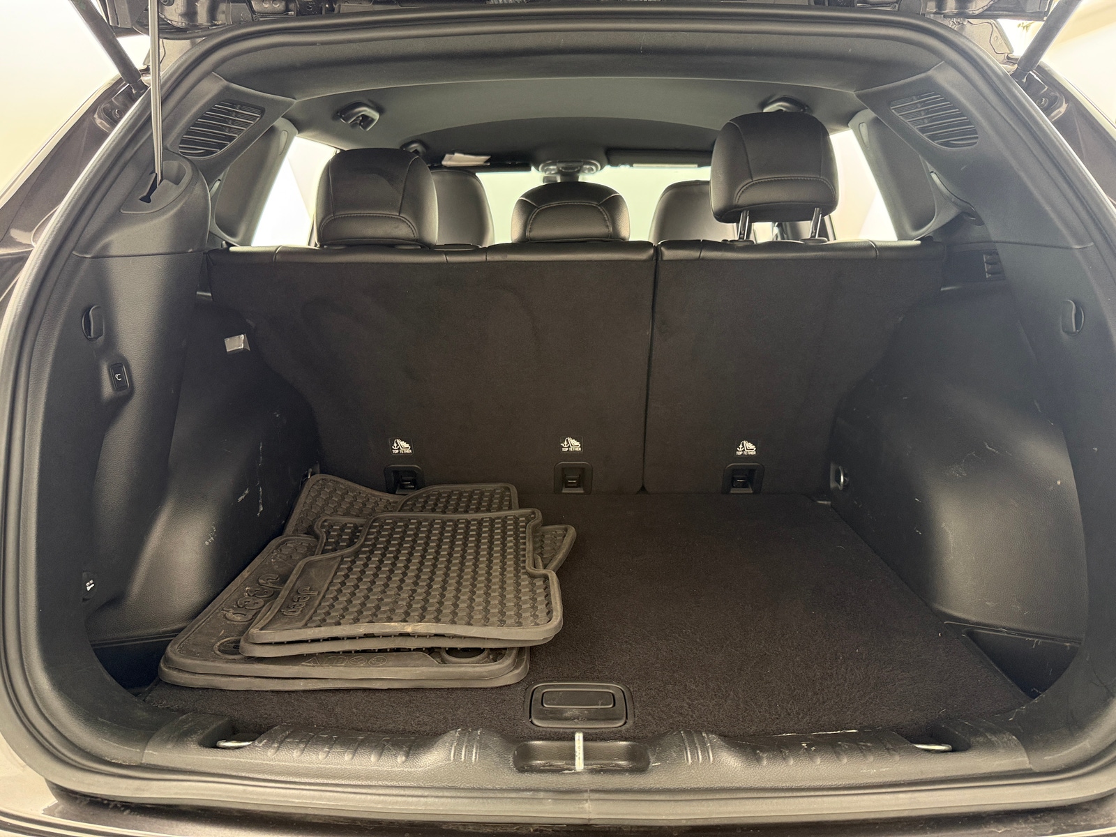 Thumbnail: 2023 Jeep Compass - 6