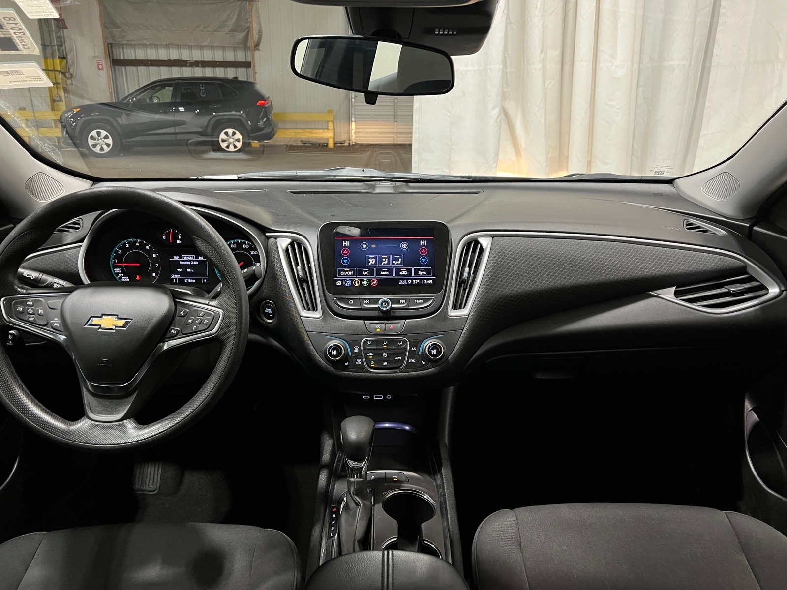 Thumbnail: 2024 Chevrolet Malibu - 3