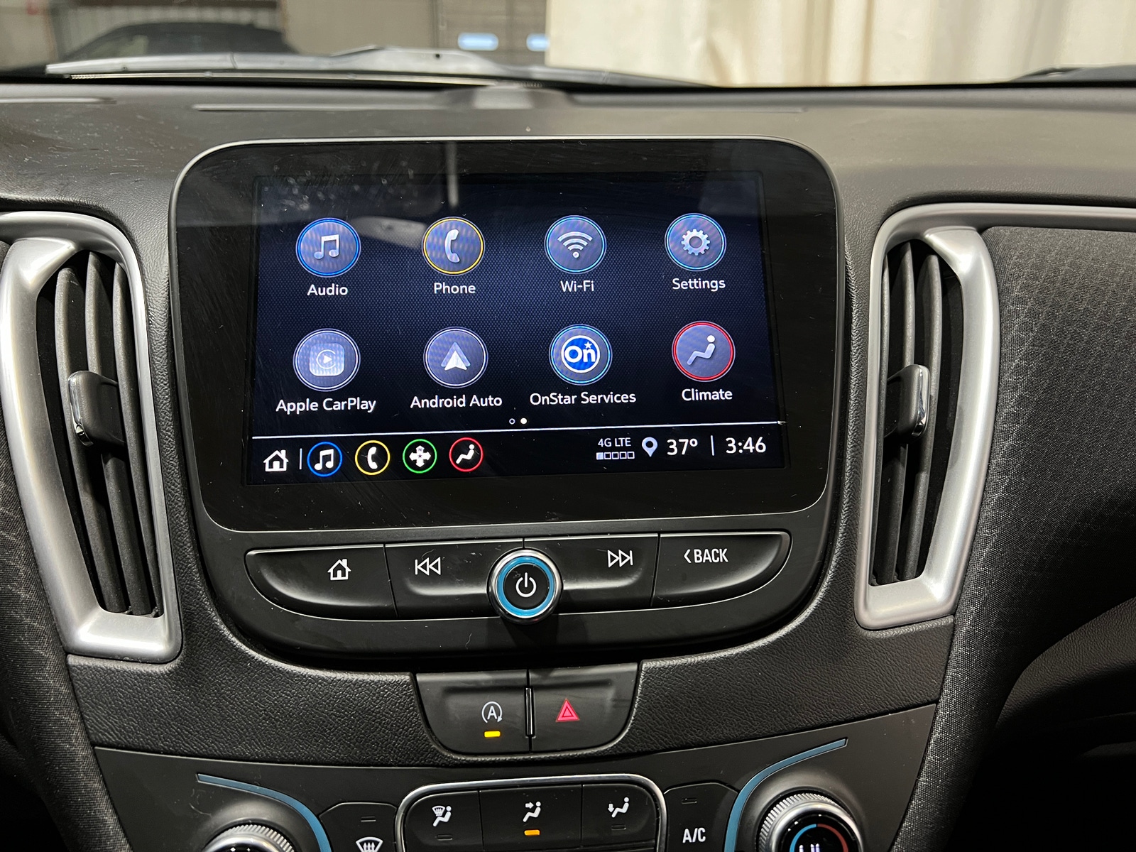 Thumbnail: 2024 Chevrolet Malibu - 4