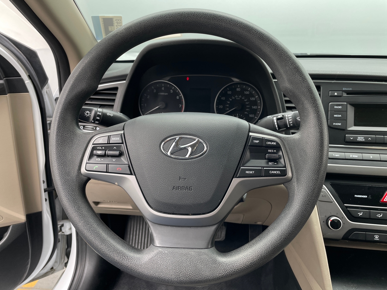 Thumbnail: 2017 Hyundai Elantra - 5