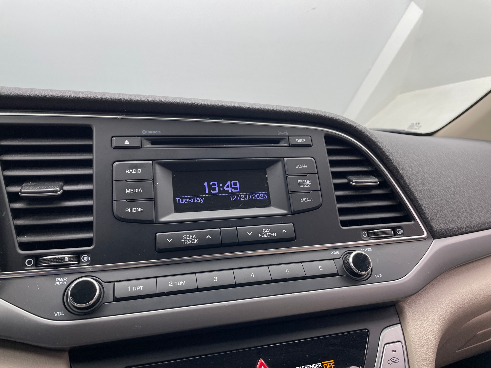 Thumbnail: 2017 Hyundai Elantra - 4