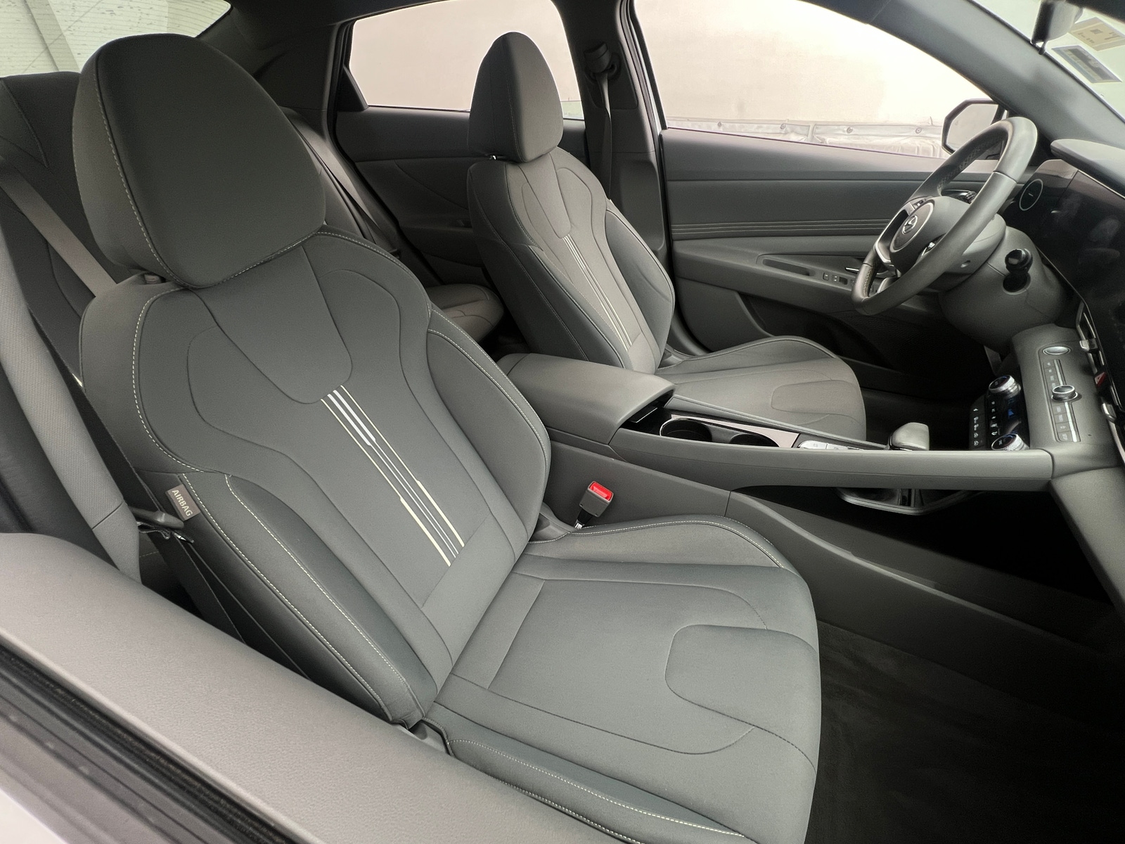 Thumbnail: 2023 Hyundai Elantra - 2