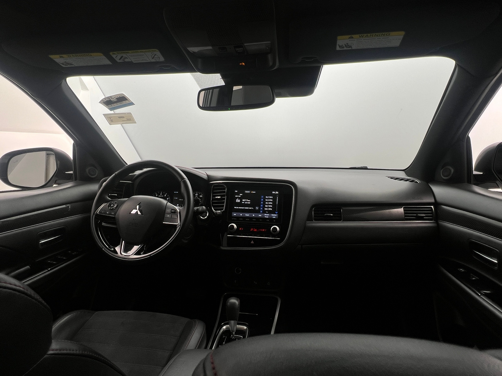 Thumbnail: 2020 Mitsubishi Outlander - 3