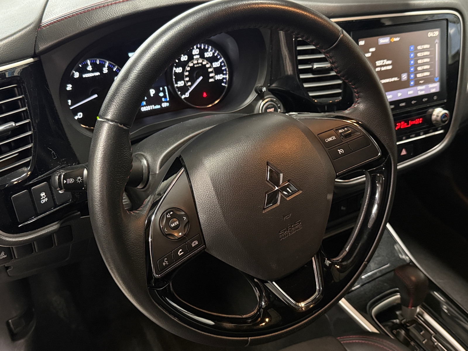 Thumbnail: 2020 Mitsubishi Outlander - 5