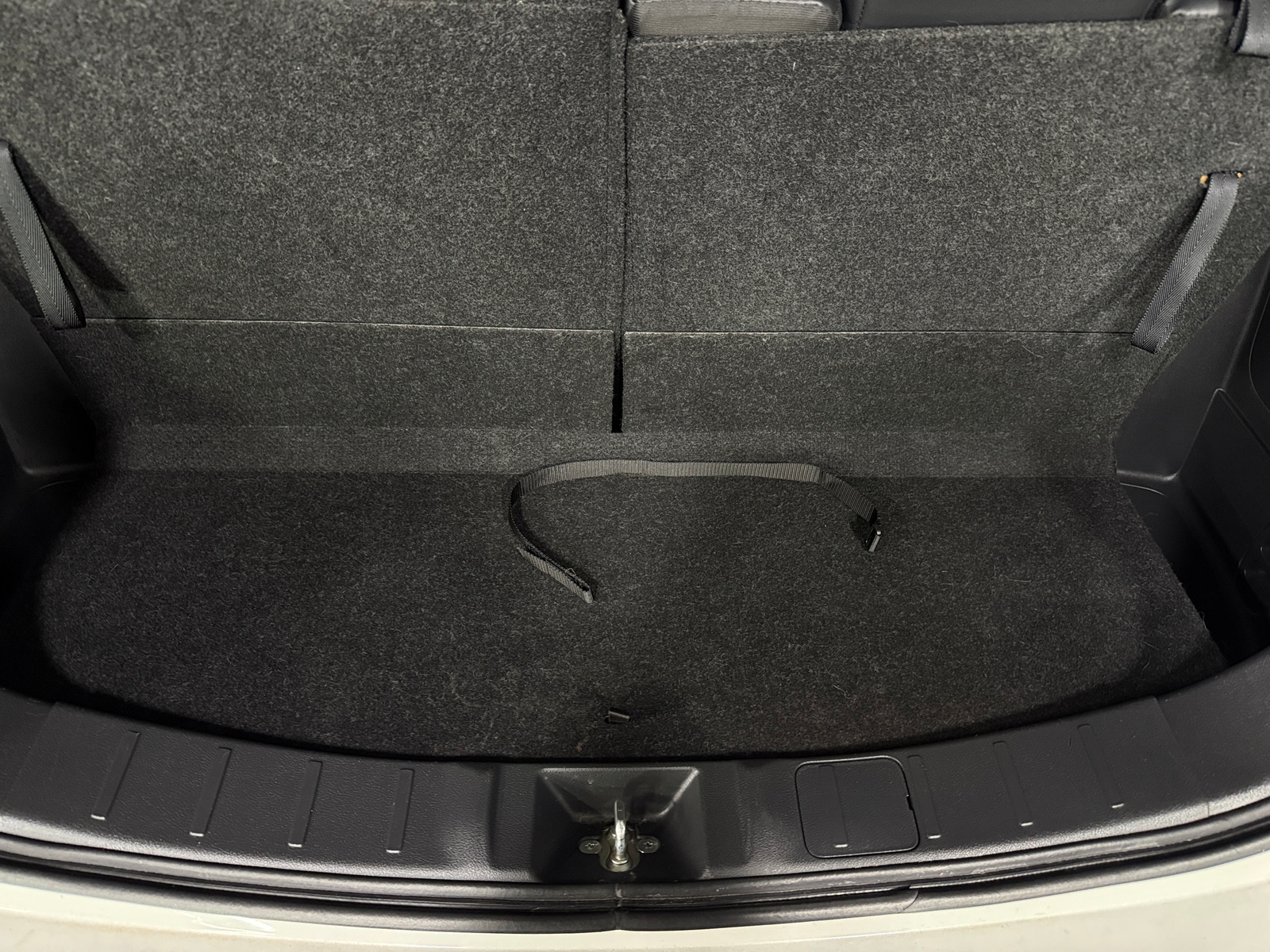 Thumbnail: 2020 Mitsubishi Outlander - 7