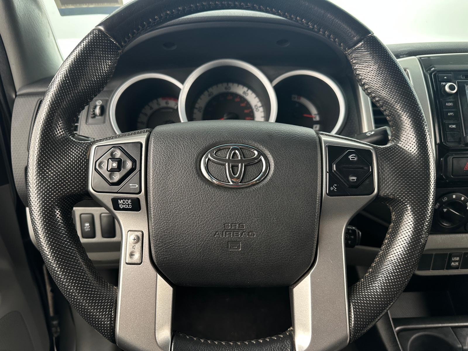 Thumbnail: 2015 Toyota Tacoma - 5