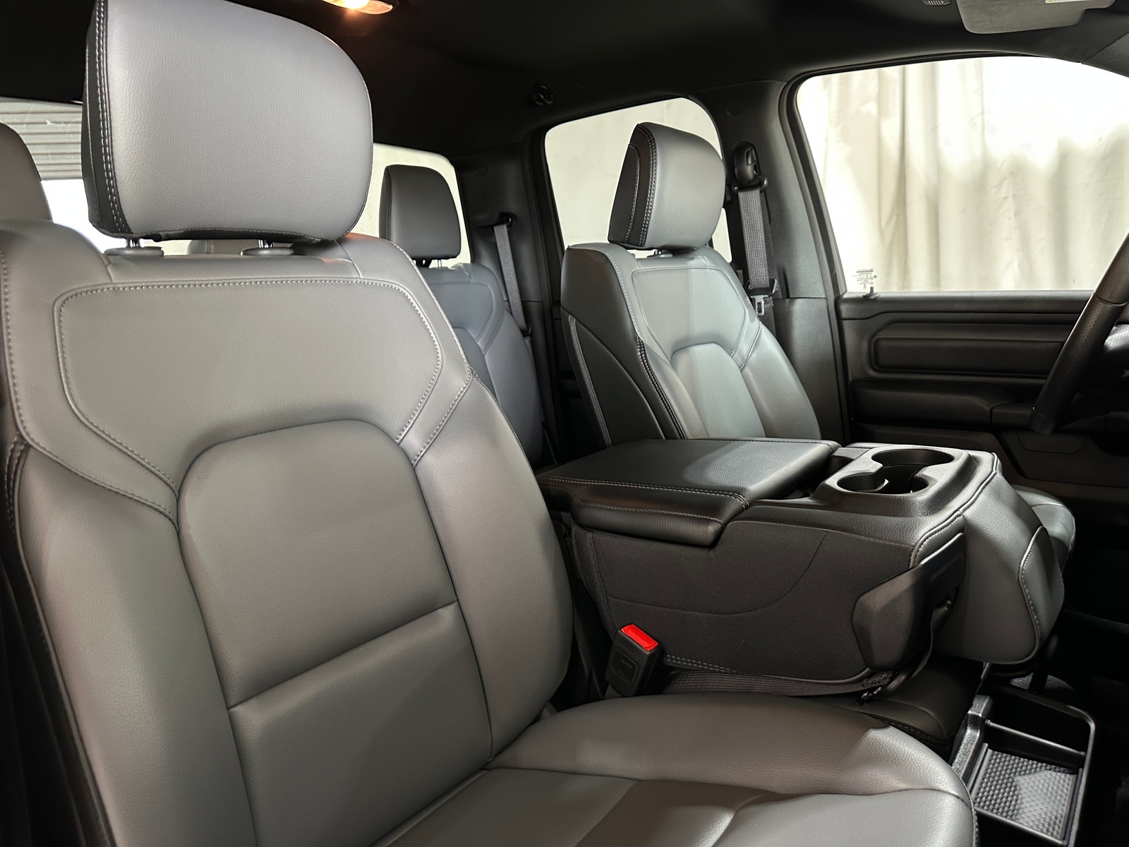 Thumbnail: 2025 RAM 1500 - 2