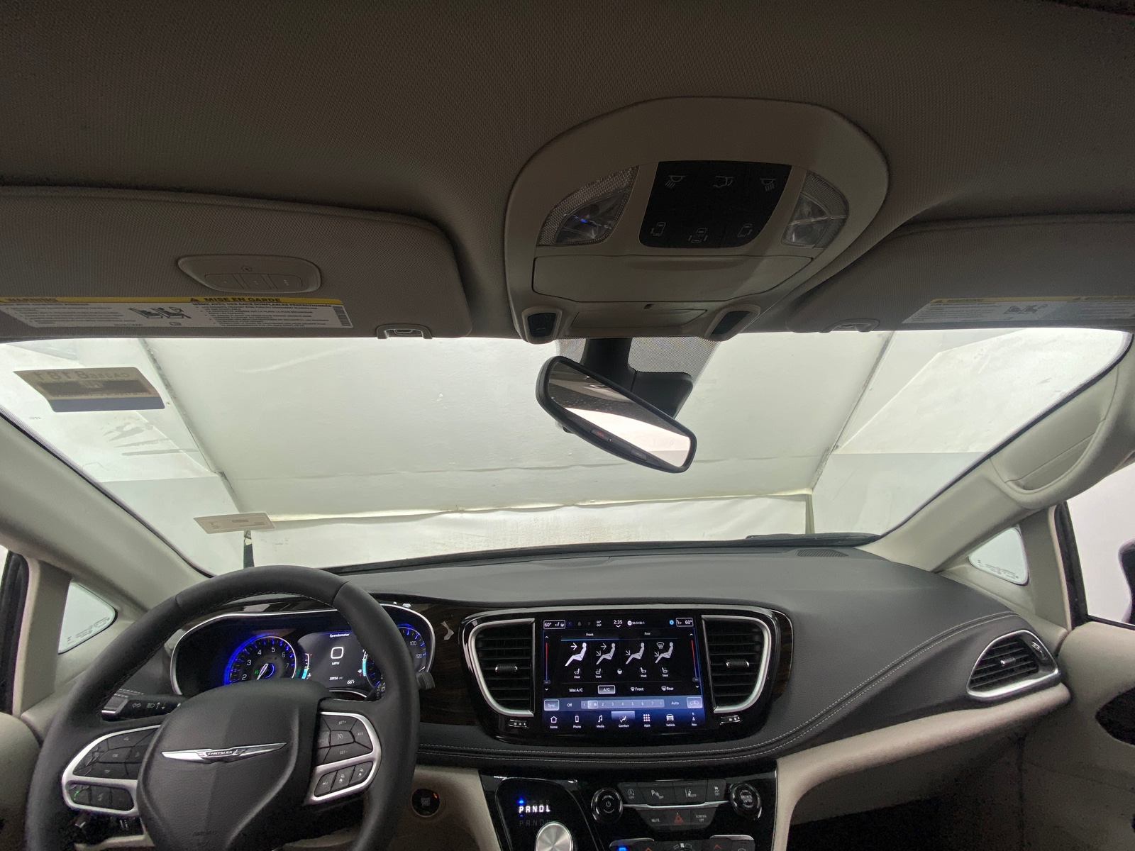 Thumbnail: 2024 Chrysler Pacifica - 2