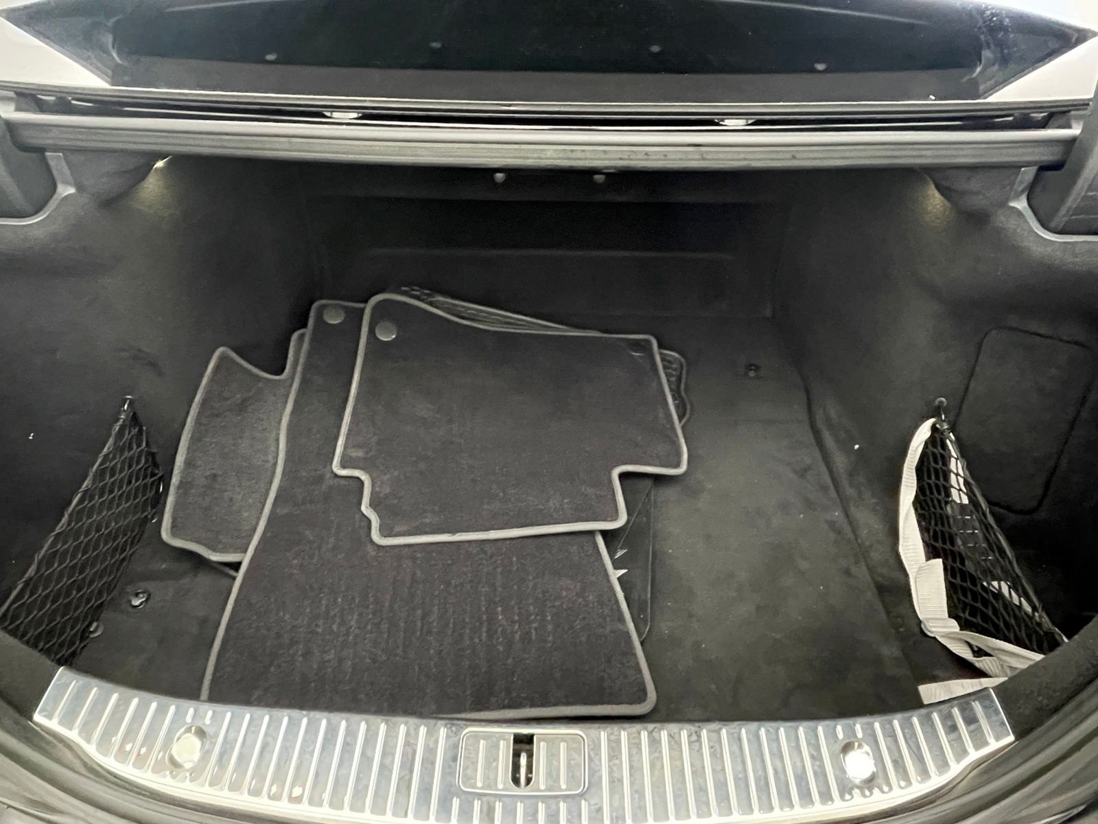 Thumbnail: 2016 Mercedes-Benz S-Class - 6