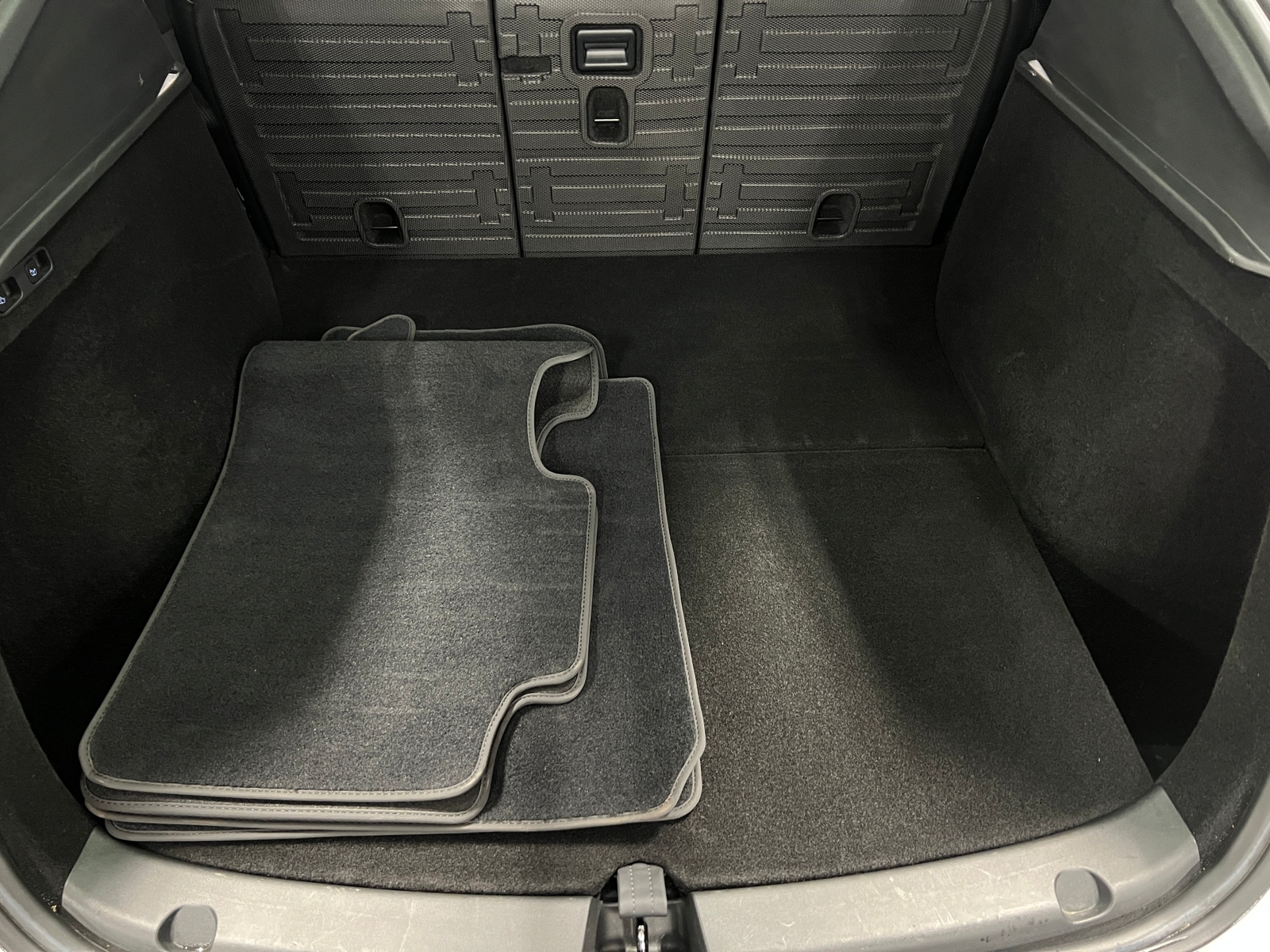 Thumbnail: 2023 Tesla Model Y - 6