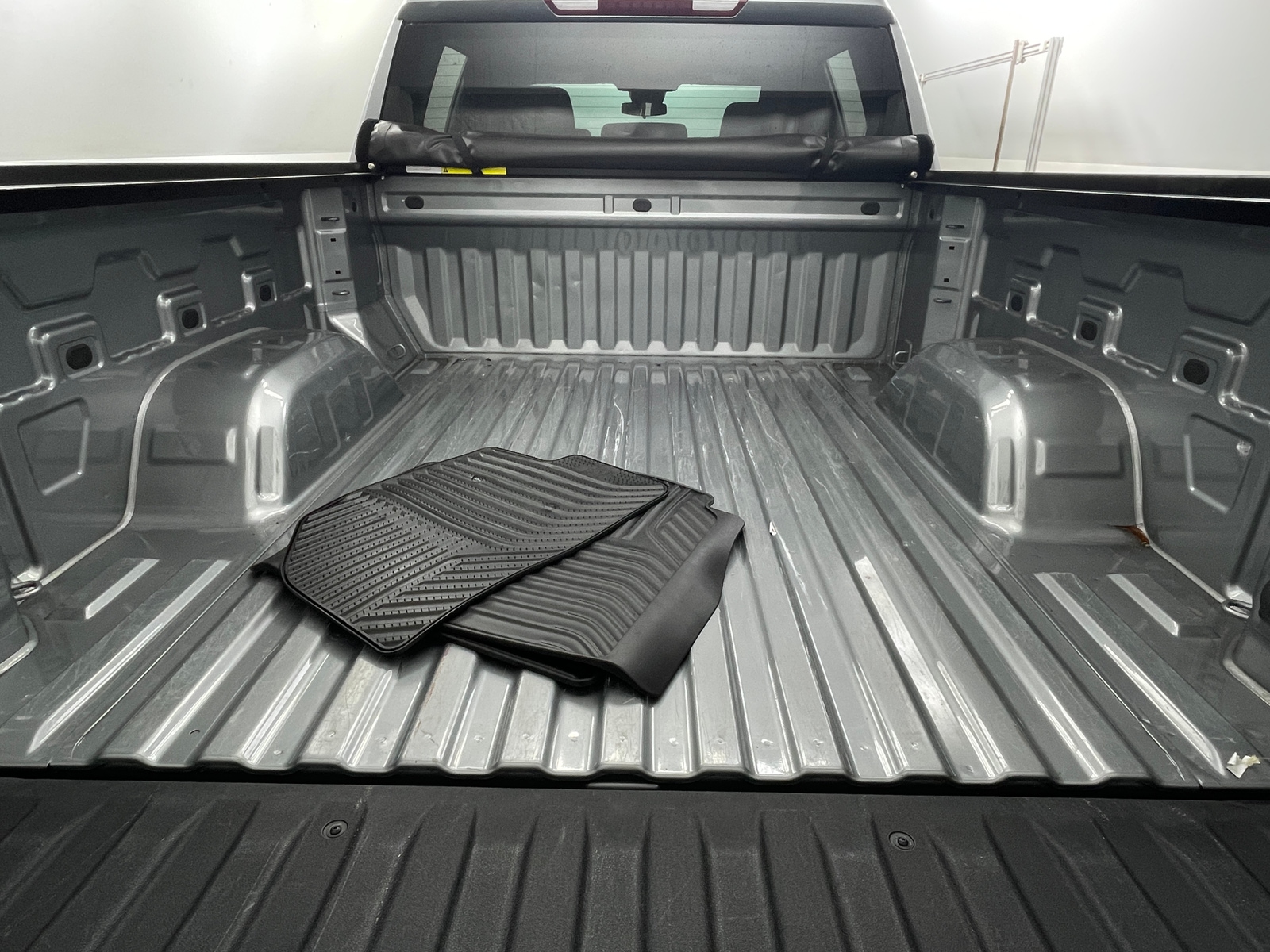 Thumbnail: 2023 Chevrolet Silverado 1500 - 7