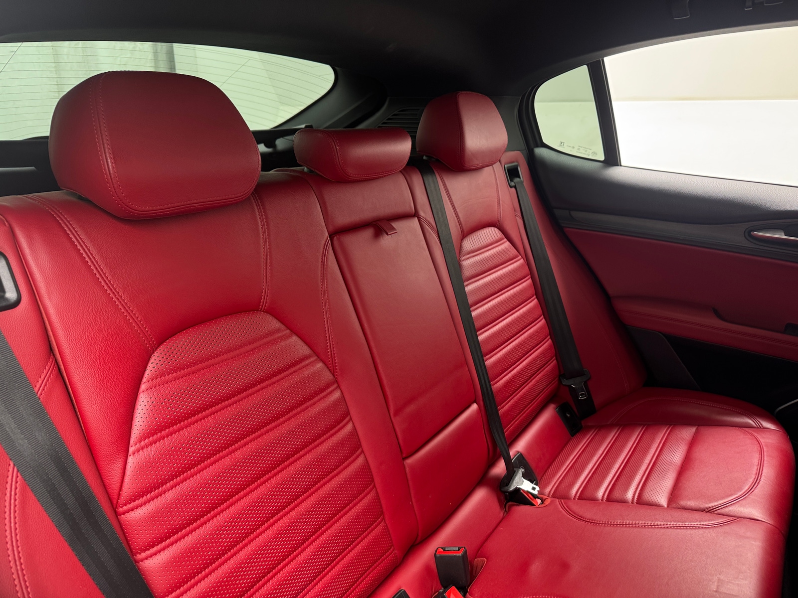 Thumbnail: 2018 Alfa Romeo Stelvio - 5