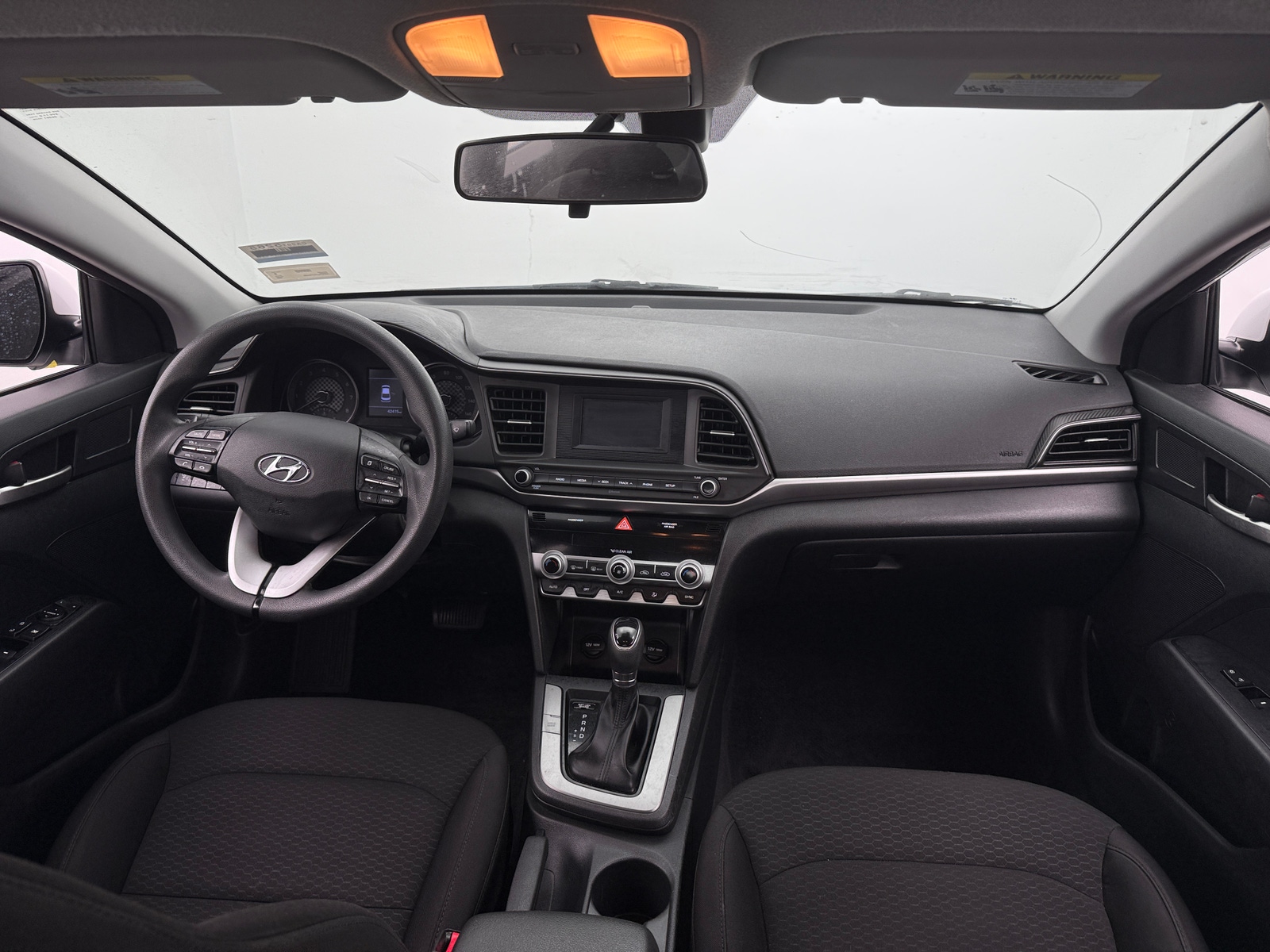 Thumbnail: 2020 Hyundai Elantra - 3